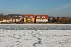 Main-zugefroren-Kleinostheim-3s