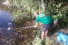 Als Müll-Angler macht man immer einen guten Fang