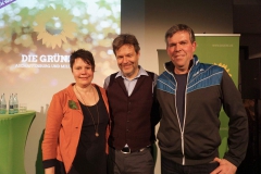 Babara Hofmann und Volker Goll (SprecherInnen Duo) mit Robert Habeck