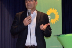 ... und ist bei Linde M.H. und der KION Holding AG Mitglied des Aufsichtsrates.