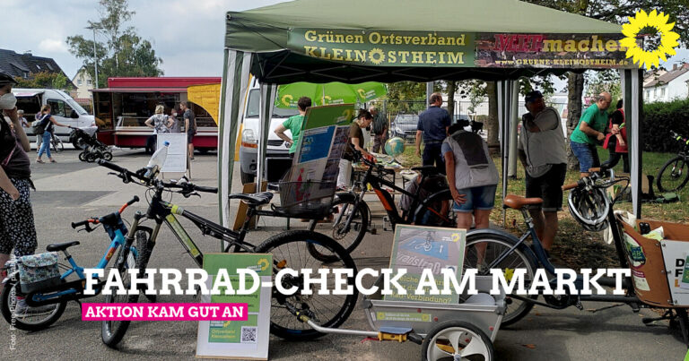 Reger Zuspruch bei Fahrradteststation am Markt