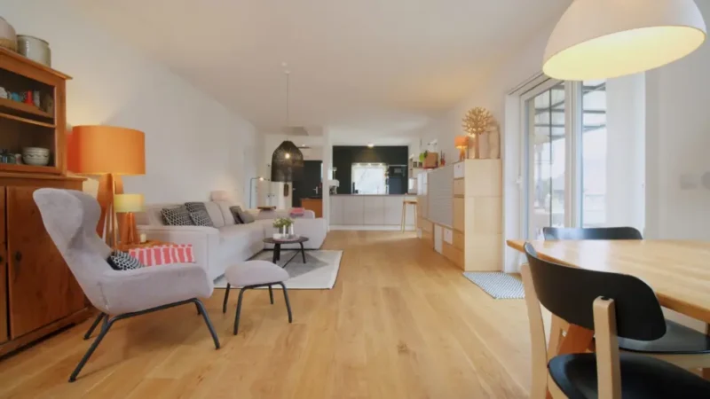 Beschreibung: So groß kann ein Tiny House sein: Mit Wohnmodulen ist der Übergang zum klassischen Einfamilienhaus fließend. Foto: Green Mobile Home GmbH